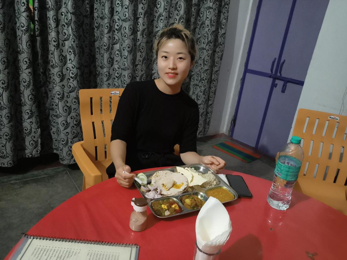 Khajuraho Dreams Homestay מראה חיצוני תמונה